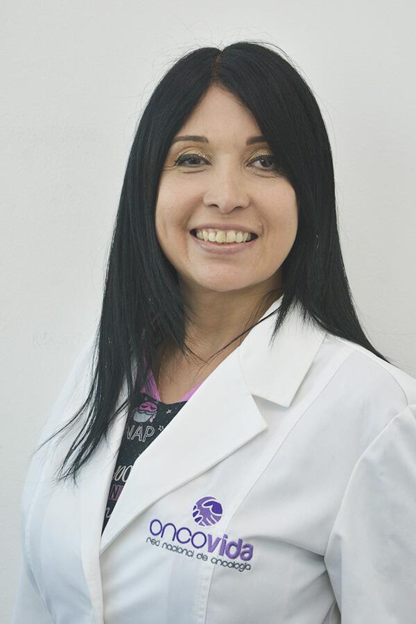 dra. Ada Hernández hematóloga oncóloga de Oncovida, centro oncológico Providencia