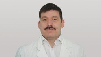Dr. David Saavedra oncólogo providencia oncovida