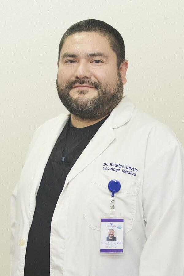 Dr. Rodrigo Bertin oncólogo oncovida