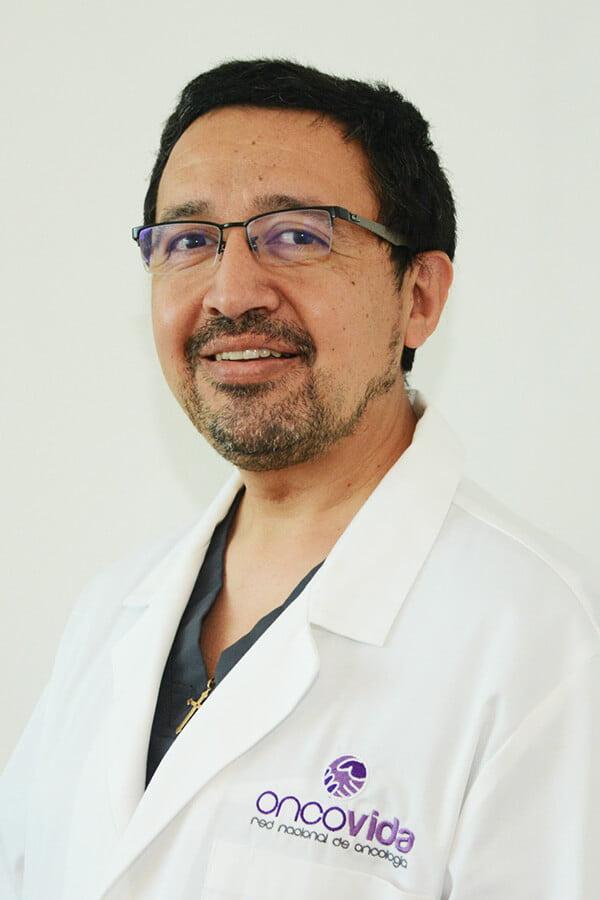 Dr. Eduardo Bórquez cardiólogo oncovida providencia