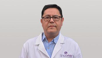 Dr. José Antonio Hernández coloproctologo oncovida centro oncológico providencia