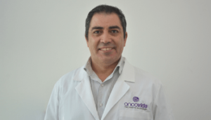 dr-oscar-aguilera-oncologo-medico